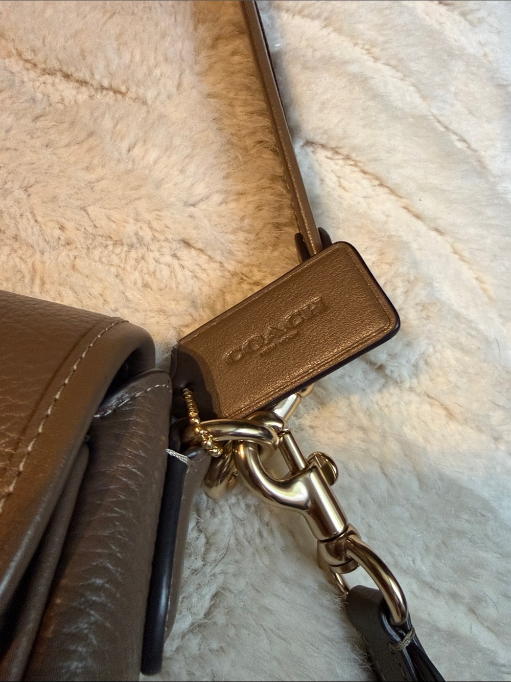COACH Pebbled Leather Shoulder Bag and Wristlet in Taupe/Black - Picture 3 of 4